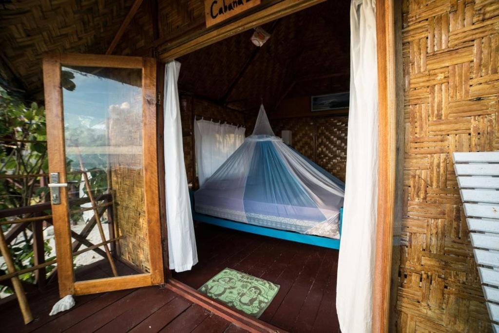 Simeulue Surflodges Lasikin Екстериор снимка